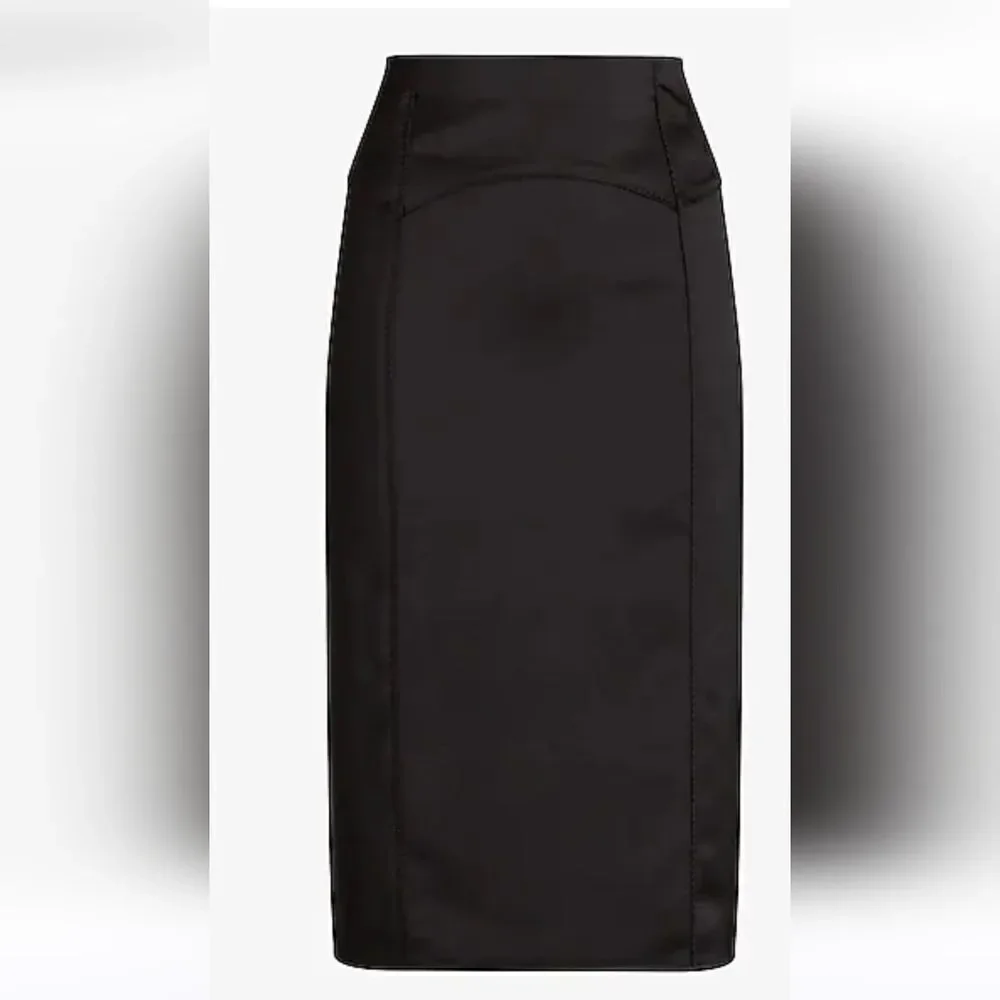 Chic Black Pencil Skirt